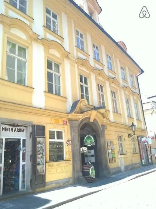 Charles Bridge, Old Town3 Min Walk Private Room C Prága Apartman